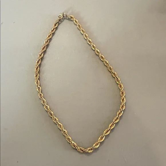 Elegant Gold Tone Rope Chain Necklace - Picture 1 of 3